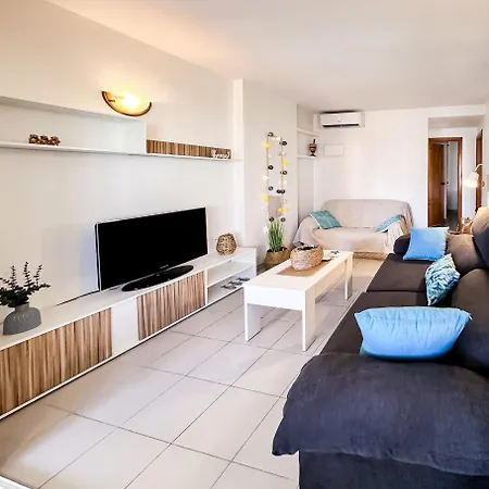 Apartment Centrico Con Piscina